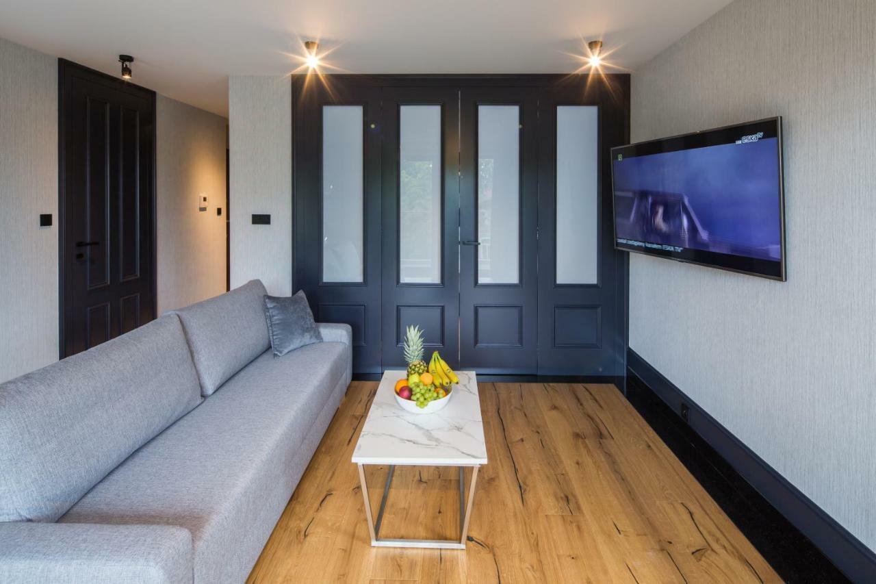Apartment Bella - Victoria By Oneapartments